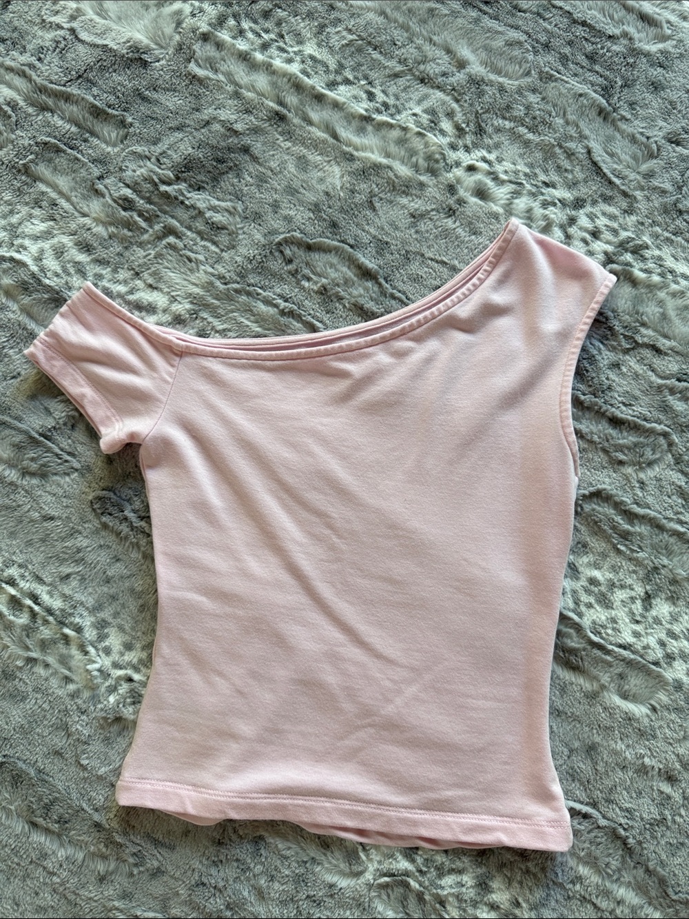 Crop Shop Boutique one shoulder capped sleeve top blossom color